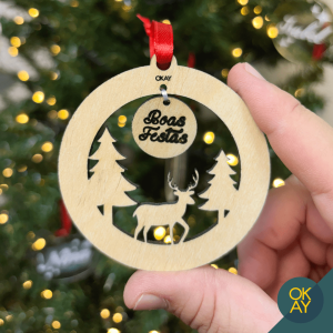 Bola Natal com Rena e Árvores – Boas Festas